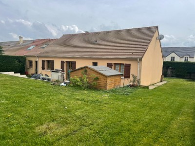 maison PLAIN PIED traditionnelle A VENDRE - ROZAY EN BRIE - 103 m2 - 300000 €