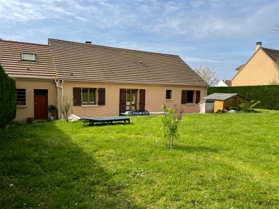 maison PLAIN PIED traditionnelle A VENDRE - ROZAY EN BRIE - 103 m2 - 315000 €
