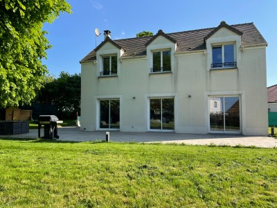Maison traditionnelle A VENDRE - ROZAY EN BRIE - 116 m2 - 365000 €