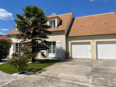 MAISON - ROZAY EN BRIE - 142 m2 - VENDU