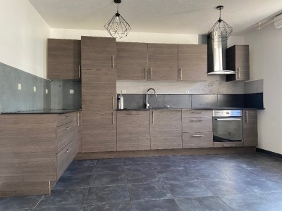 MAISON - JOUY LE CHATEL - 145 m2 - VENDU