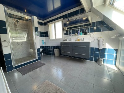 Maison d architecte A VENDRE - ROZAY EN BRIE - 200 m2 - 500000 €