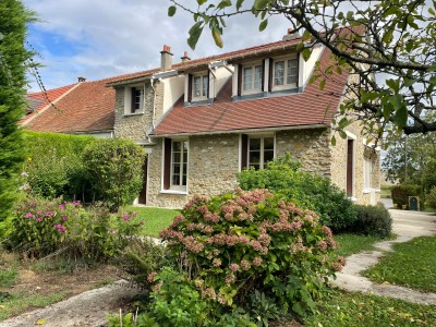 maison briarde A VENDRE - ROZAY EN BRIE - 200 m2 - 286000 €
