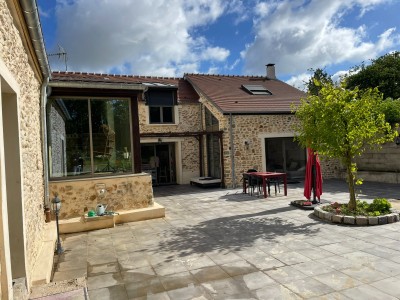 Maison briarde - ROZAY EN BRIE - 205 m2 - VENDU