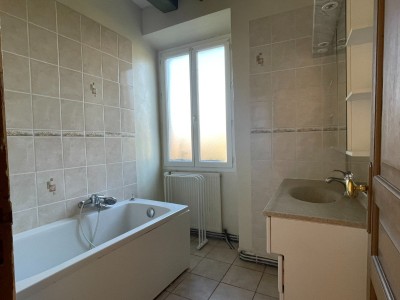 Maison de ville rurale A VENDRE - ROZAY EN BRIE - 115 m2 - 229000€
