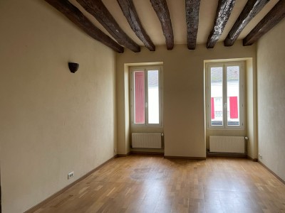 Maison de ville rurale A VENDRE - ROZAY EN BRIE - 115 m2 - 229000€