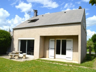Maison traditionnelle A VENDRE - ROZAY EN BRIE - 113.48 m2 - 299250€