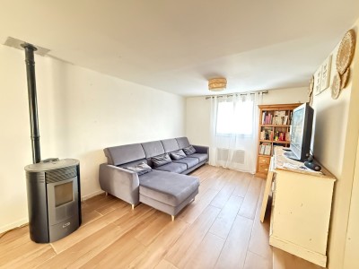 maison traditionnelle A VENDRE - ROZAY EN BRIE - 125 m2 - 279�000�&euro;