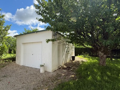 Maison , 2 chambres + bureau , garage, jardin A VENDRE - ROZAY EN BRIE - 90 m2 - 238 000 €