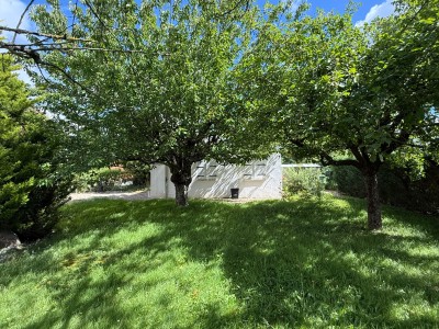 Maison , 2 chambres + bureau , garage, jardin A VENDRE - ROZAY EN BRIE - 90 m2 - 238 000 €