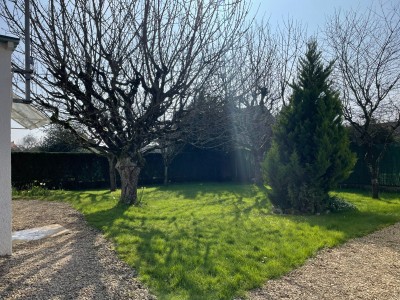 Maison , 2 chambres + bureau , garage, jardin A VENDRE - ROZAY EN BRIE - 90 m2 - 238 000 €