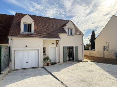 MAISON TRADITIONNELLE A VENDRE - ROZAY EN BRIE - 95 m2 - 289 000 €