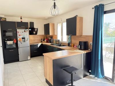 MAISON TRADITIONNELLE A VENDRE - ROZAY EN BRIE - 95 m2 - 289 000 €