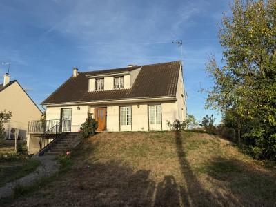 Maison traditionnelle A VENDRE - ROZAY EN BRIE - 142 m2 - 279 000 €