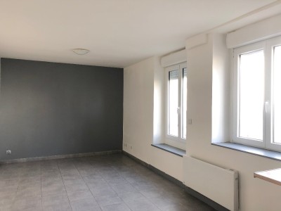 STUDIO A LOUER - FONTENAY TRESIGNY - 23.41 m2 - 470€ charges comprises par mois
