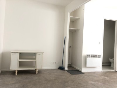 STUDIO A LOUER - ROZAY EN BRIE - 17.49 m2 - 385 € charges comprises par mois
