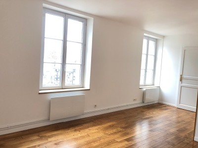 APPARTEMENT T1 A LOUER - LA FERTE GAUCHER - 33.52 m2 - 572 € charges comprises par mois