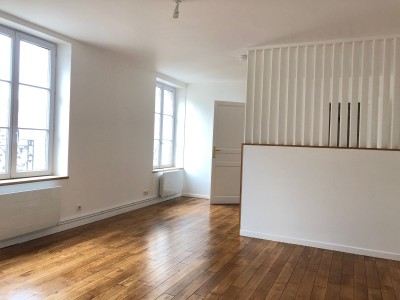 APPARTEMENT T1 A LOUER - LA FERTE GAUCHER - 33.52 m2 - 572 € charges comprises par mois
