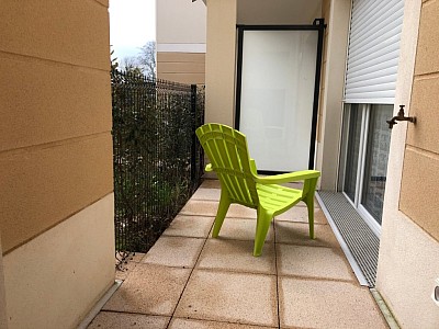 APPARTEMENT T1 A LOUER - ROISSY EN BRIE - 29.95 m2 - 745€ charges comprises par mois