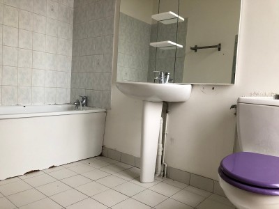 APPARTEMENT T1 A LOUER - ROZAY EN BRIE centre ville - 27.8 m2 - 500 &euro; charges comprises par mois