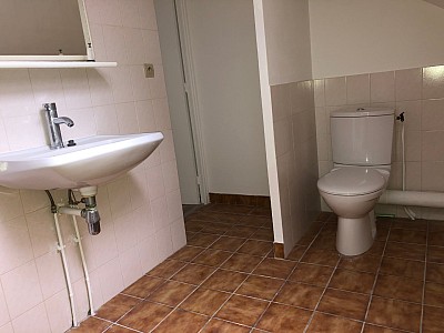 APPARTEMENT T2 A LOUER - CHAUMES EN BRIE - 28 m2 - 550 € charges comprises par mois