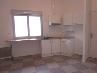 APPARTEMENT T2 A LOUER - FONTENAY TRESIGNY - 30.04 m2 - 650€ charges comprises par mois