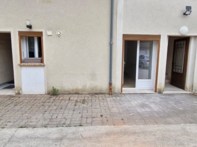 APPARTEMENT T2 A LOUER - GUIGNES - 41.66 m2 - 690�&euro; charges comprises par mois