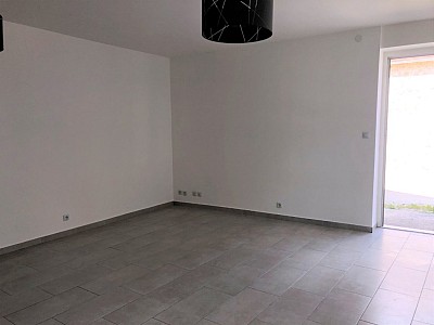 APPARTEMENT T2 A LOUER - LIVERDY EN BRIE CENTRE VILLE - 32.28 m2 - 640€ charges comprises par mois
