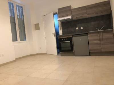 APPARTEMENT T2 A LOUER - MORMANT - 30.15 m2 - 590 € charges comprises par mois