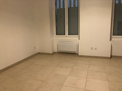 APPARTEMENT T2 A LOUER - MORMANT - 30.15 m2 - 590 € charges comprises par mois