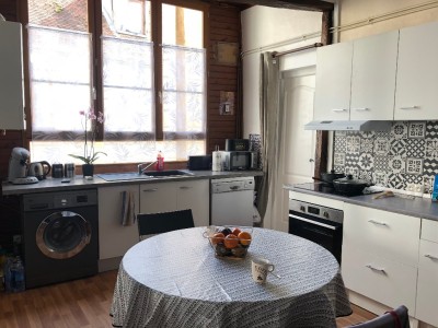 APPARTEMENT T2 A LOUER - ROZAY EN BRIE centre ville - 56.61 m2 - 690 € charges comprises par mois
