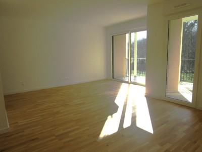 APPARTEMENT T3 A LOUER - FONTENAY TRESIGNY proche centre ville - 68 m2 - 945€ charges comprises par mois