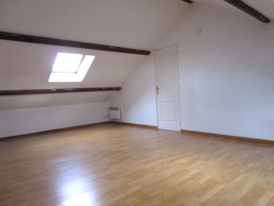 APPARTEMENT T3 A LOUER - FONTENAY TRESIGNY - 69.11 m2 - 850�&euro; charges comprises par mois