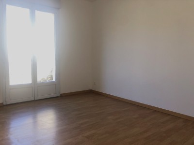 APPARTEMENT T3 A LOUER - FONTENAY TRESIGNY - 76.68 m2 - 850 € charges comprises par mois
