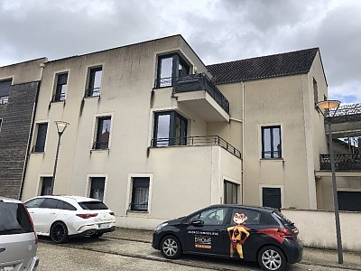 APPARTEMENT 3 PIECES A LOUER - GUIGNES - 64.02 m2 - 815 &euro; charges comprises par mois