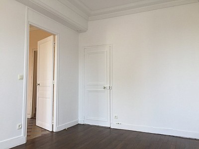 APPARTEMENT T3 A LOUER - ROZAY EN BRIE CENTRE VILLE - 51.74 m2 - 780€ charges comprises par mois