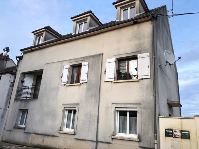 APPARTEMENT T3 A LOUER - ROZAY EN BRIE CENTRE VILLE - 59.76 m2 - 820 &euro; charges comprises par mois