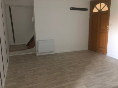 APPARTEMENT T3 A LOUER - ROZAY EN BRIE - 46.75 m2 - 667 € charges comprises par mois