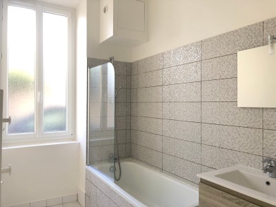 APPARTEMENT T3 A LOUER - ROZAY EN BRIE - 63.21 m2 - 905 € charges comprises par mois