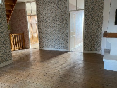 APPARTEMENT T3 A VENDRE - MAINCY - 159,71 m2 - 203000 €