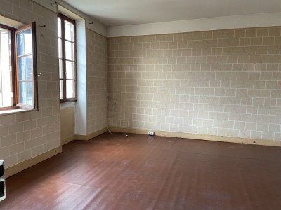 APPARTEMENT T3 A VENDRE - MAINCY - 159,71 m2 - 203000 €