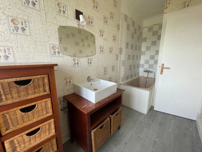 APPARTEMENT T3 A VENDRE - ROZAY EN BRIE - 58 m2 - 160000 €