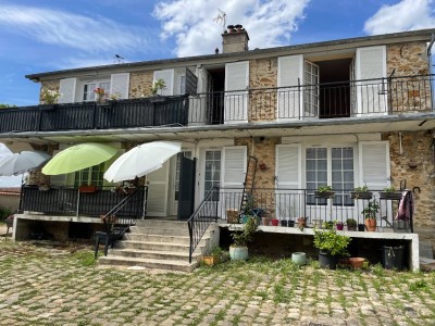 APPARTEMENT T3 A VENDRE - ROZAY EN BRIE - 58 m2 - 160000 €