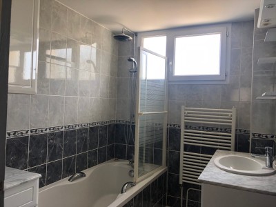 APPARTEMENT T4 A LOUER - COULOMMIERS - 102.31 m2 - 1 400 &euro; charges comprises par mois