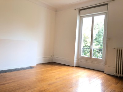 APPARTEMENT T4 A LOUER - NANGIS - 79.77 m2 - 890 € charges comprises par mois