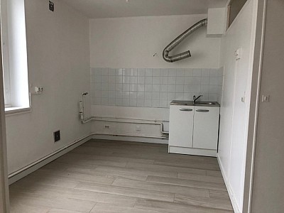 APPARTEMENT T4 A LOUER - ROZAY EN BRIE - 97.81 m2 - 916�&euro; charges comprises par mois