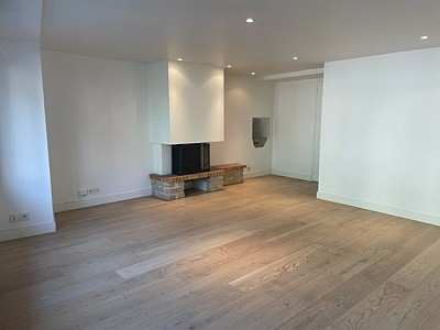 APPARTEMENT T5 A VENDRE - ROZAY EN BRIE - 162.1 m2 - 191000€