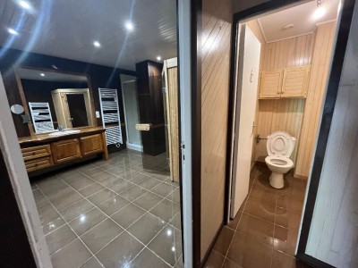 APPARTEMENT T5 A VENDRE - ROZAY EN BRIE - 162.1 m2 - 191000€
