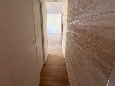 APPARTEMENT T5 A VENDRE - ROZAY EN BRIE - 162.1 m2 - 191000€