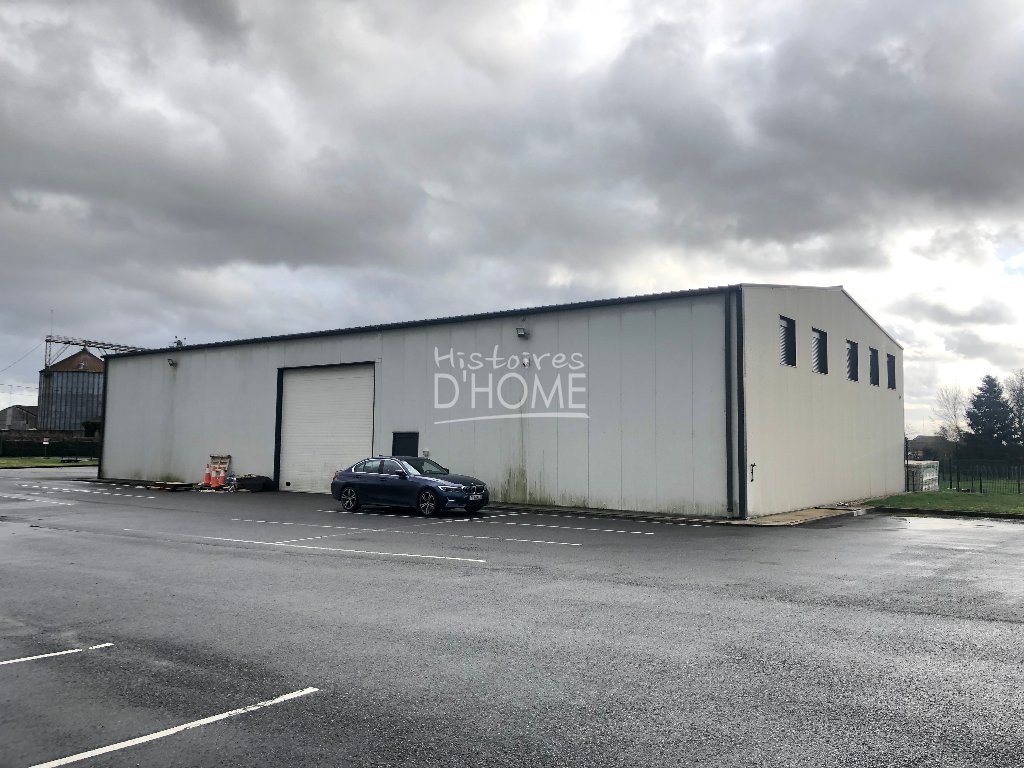 ENTREPOT A LOUER - REBAIS - 536 m2 - 3�200�&euro; HC et HT par mois